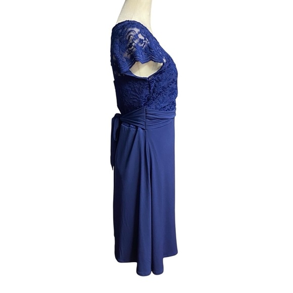 Motherhood Maternity Cap Sleeve Lace Inlet Dress Size M Royal Blue Back Tie - Picture 7 of 13
